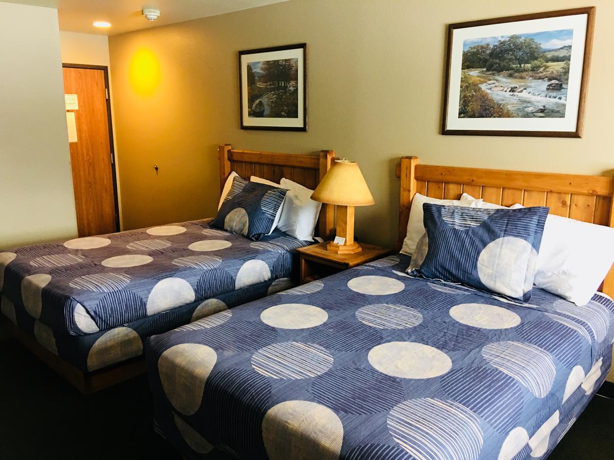 Boulder Creek Inn Donnelly Extérieur photo