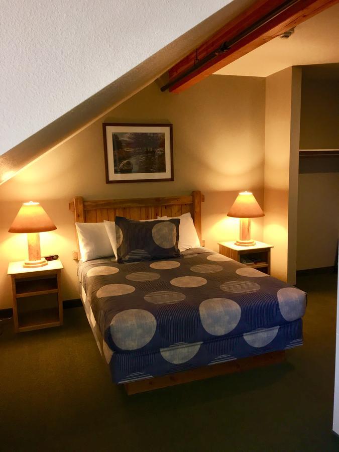 Boulder Creek Inn Donnelly Extérieur photo