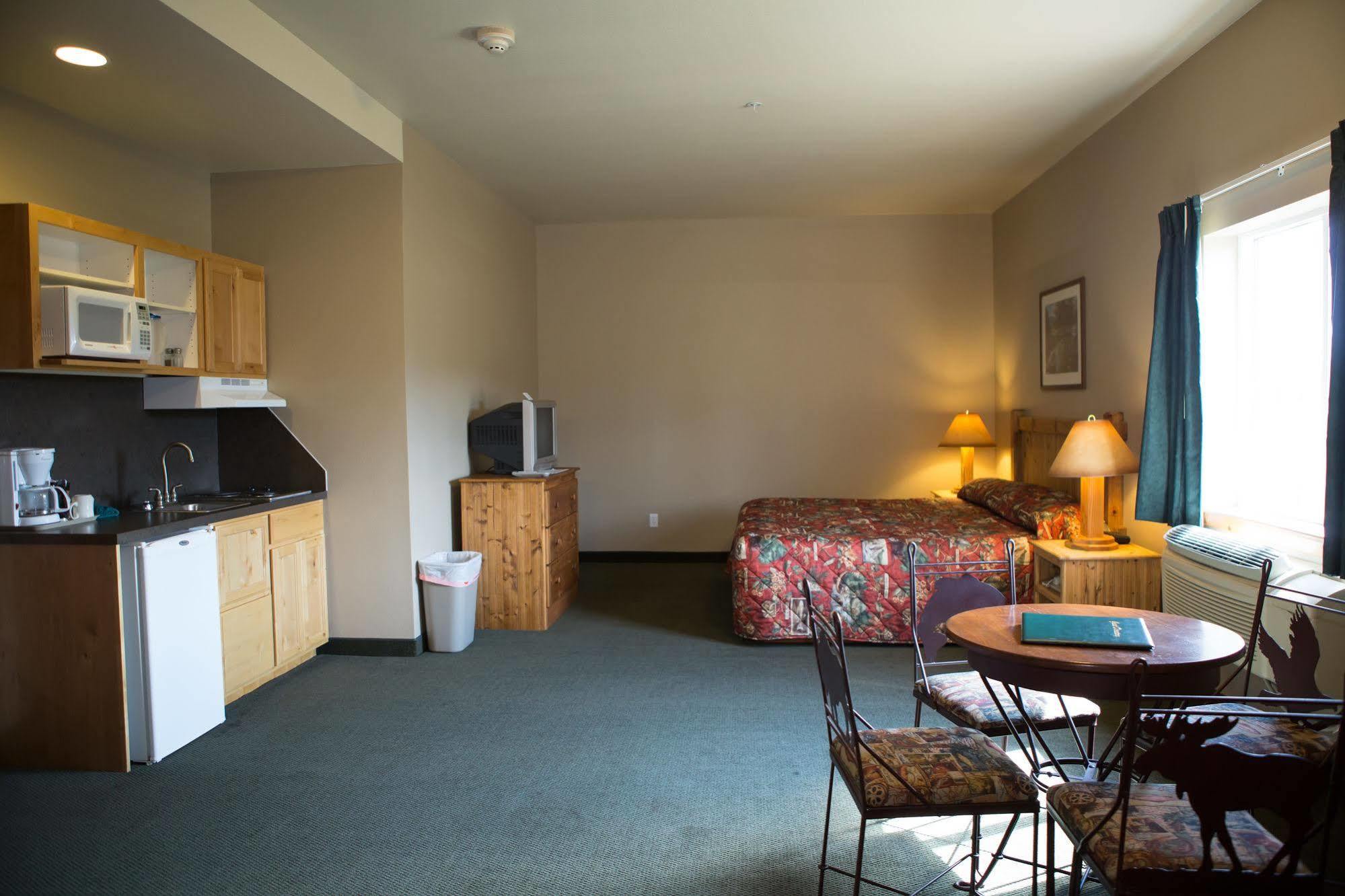 Boulder Creek Inn Donnelly Extérieur photo